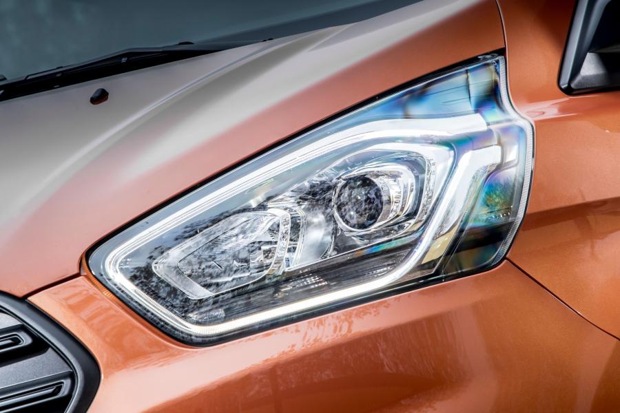 Детали экстерьера Ford Transit Custom Trend 2017 года  (WW) (фото 15 из 30)